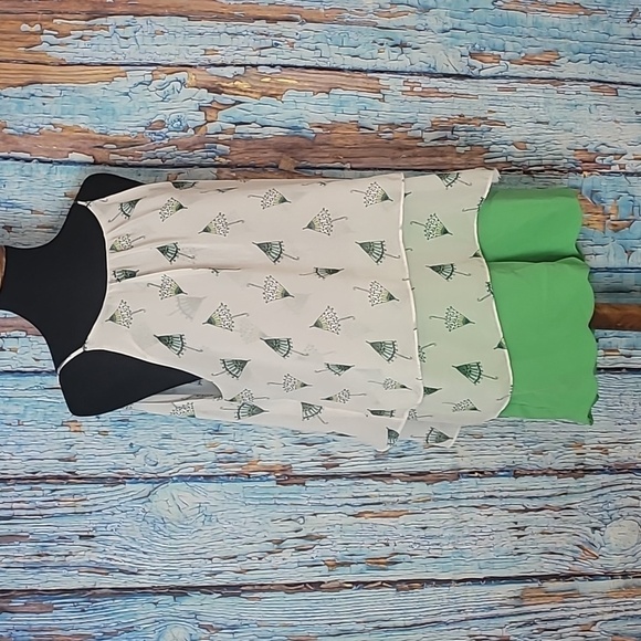 NY&CO cami and scallop shorts 2 piece outfit large - Picture 2 of 14